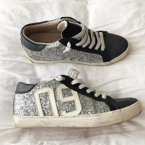 Kim & Zozi glitter sneakers